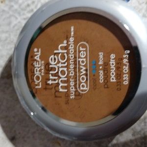 NWT Loresl True Match (Hyg)